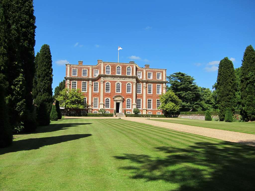 Chicheley Hall Zewnętrze zdjęcie
