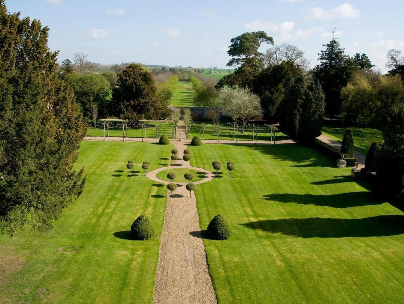 Chicheley Hall Zewnętrze zdjęcie