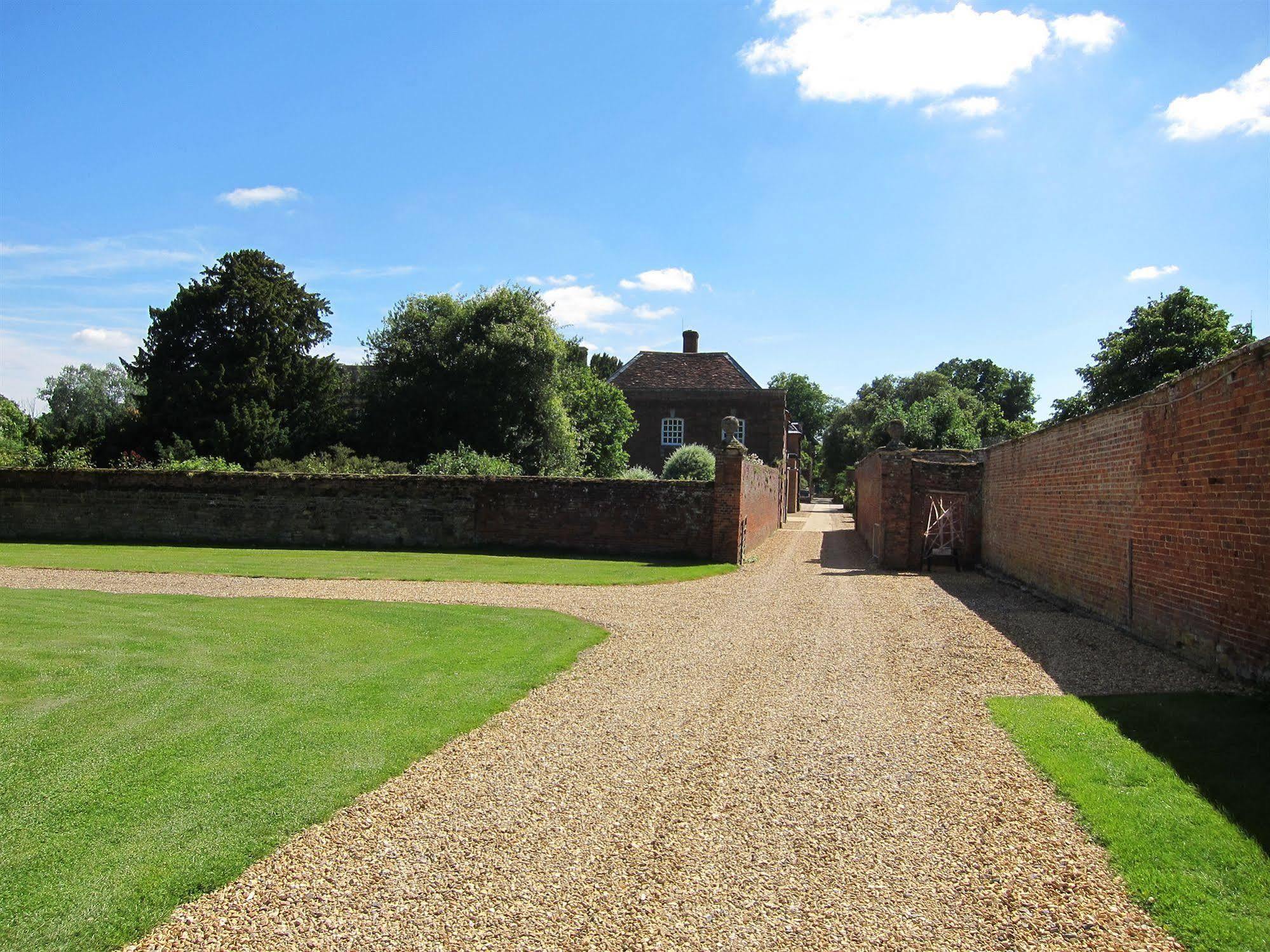Chicheley Hall Zewnętrze zdjęcie