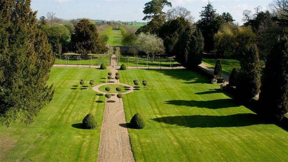Chicheley Hall Zewnętrze zdjęcie